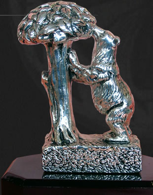 Oso y madroo de plata